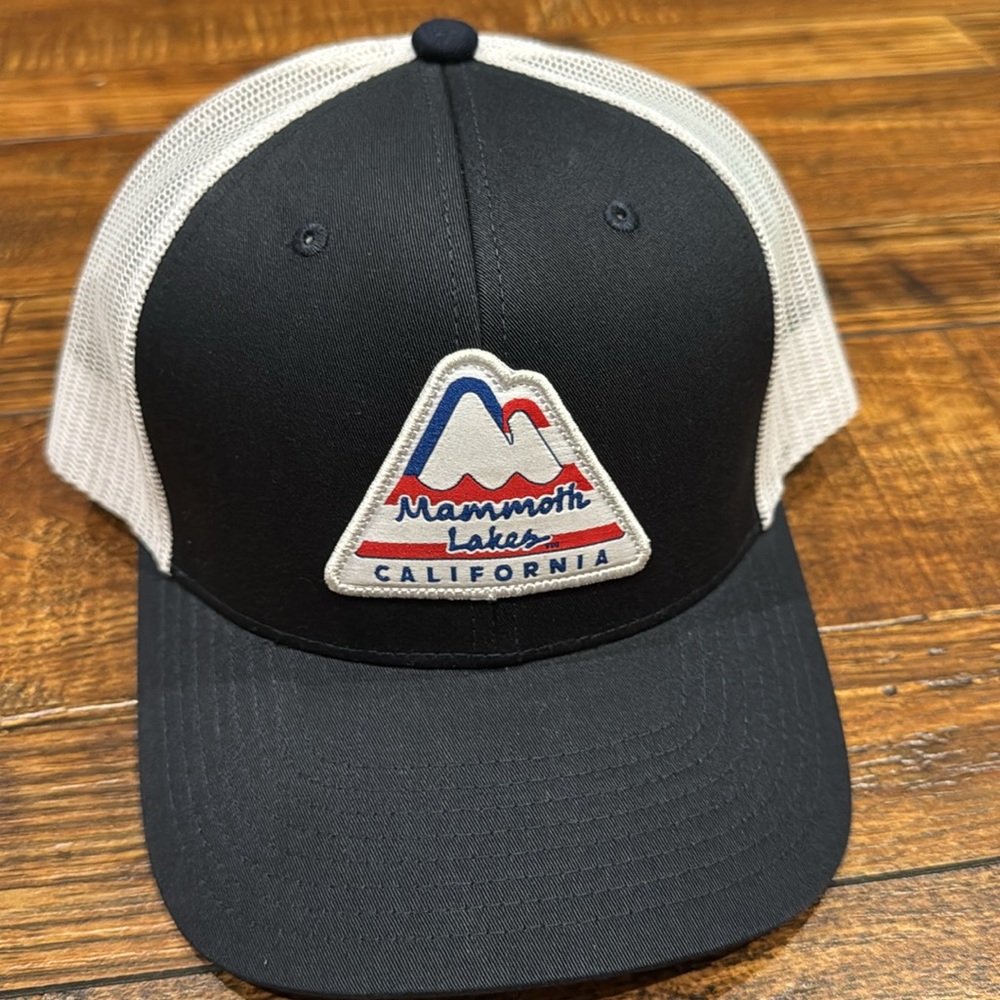 Mammoth Lakes trucker 6 panels hat